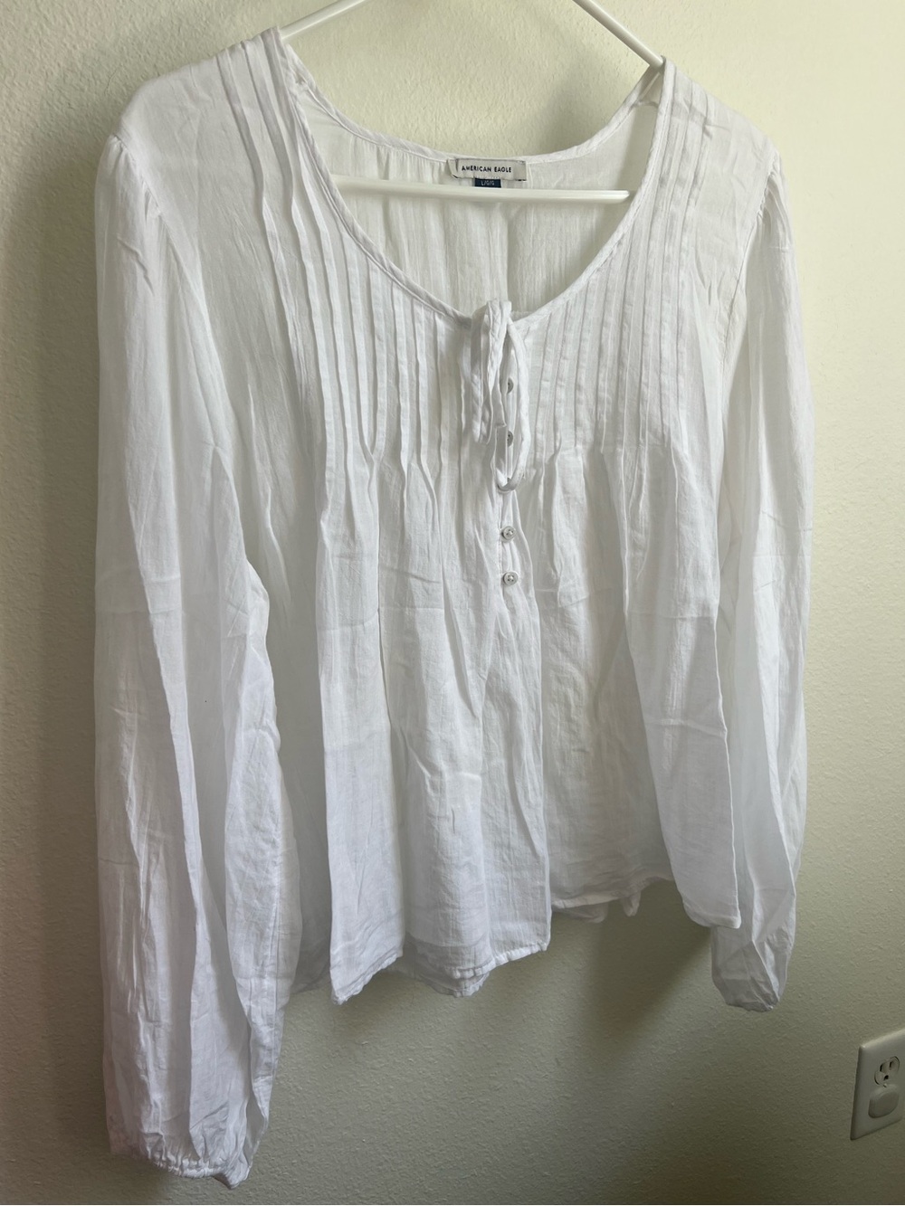 American Eagle Outfitters White Pintuck Tie-Front Peasant Blouse